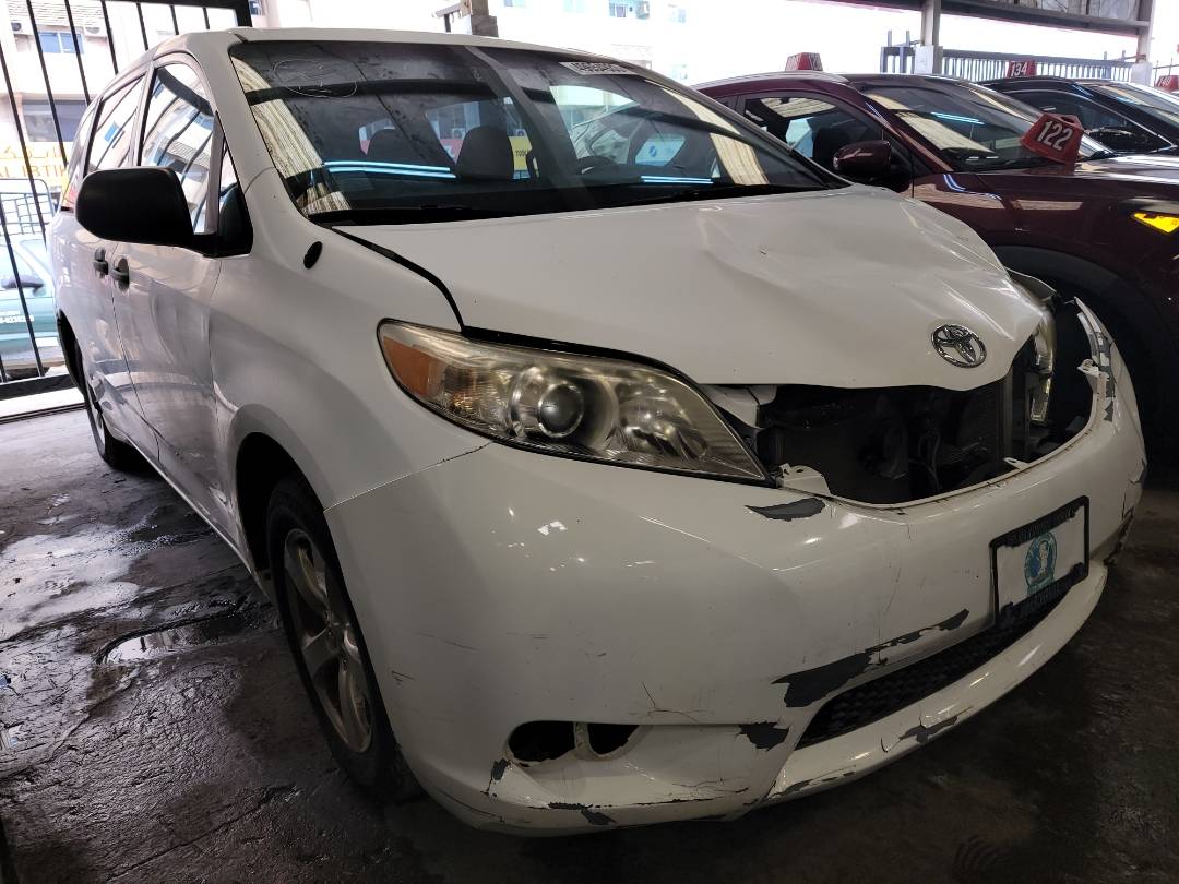 2011 TOYOTA SIENNA — 174928 Miles — Lot 49654933 - Marhaba Auctions Used Cars - Image 7