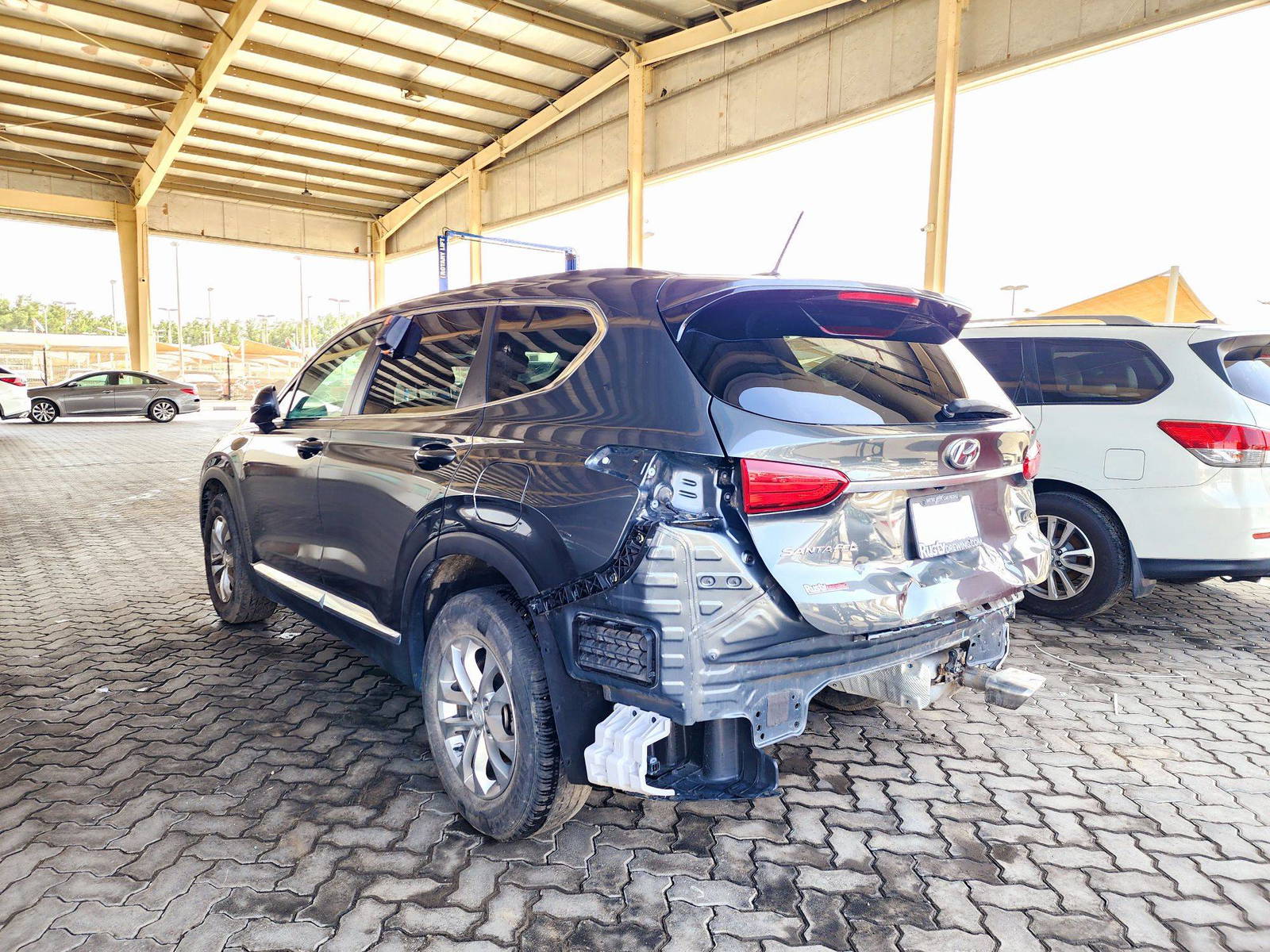 2020 HYUNDAI SANTA FE — 79799 Miles — Lot 67795954 — Main - Marhaba Auctions Used Cars - Image 5