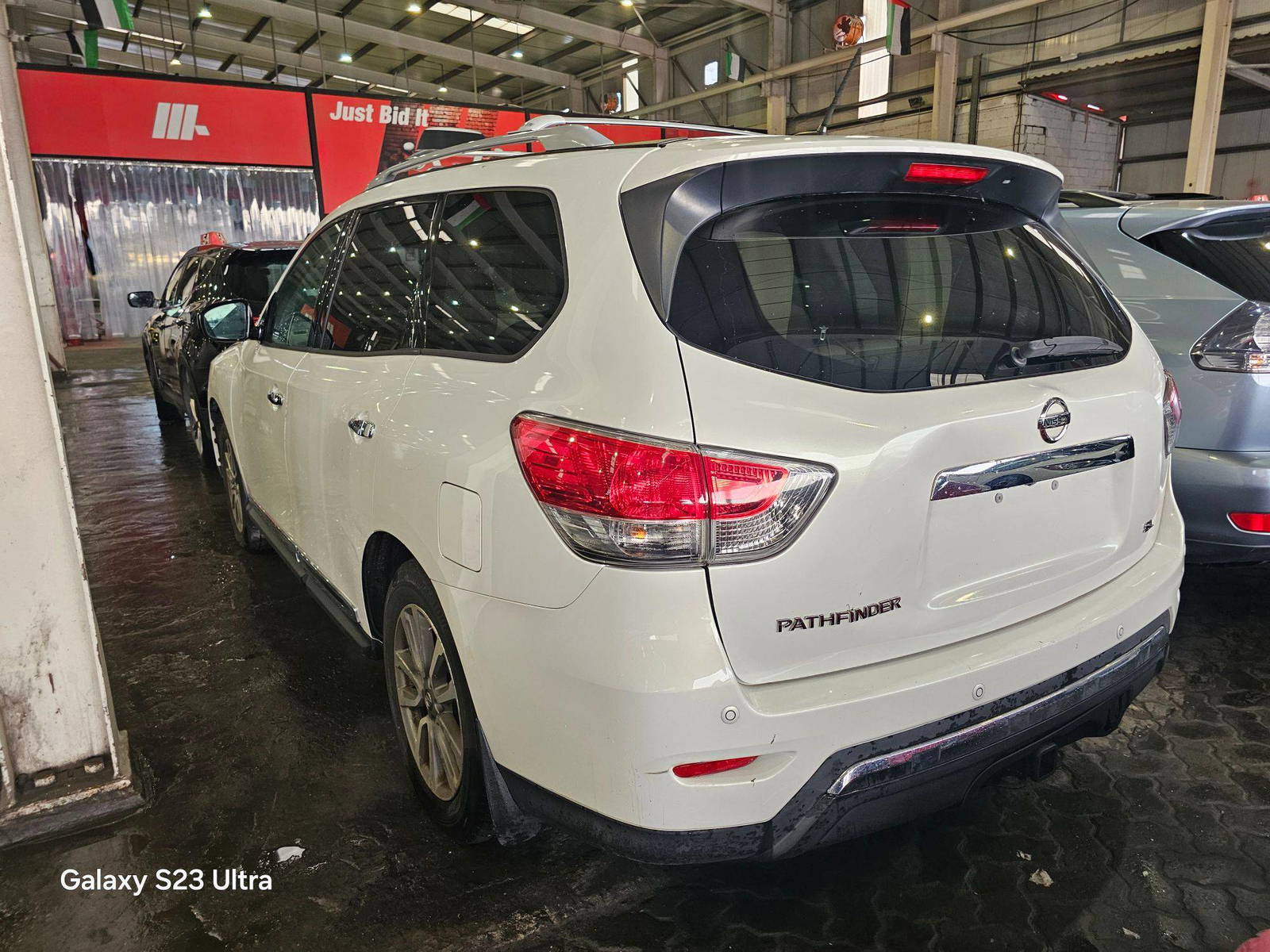 2014 NISSAN PATHFINDER — 180654 Miles — Lot 0EC709864 — Ind. 12 - Marhaba Auctions Used Cars - Image 6