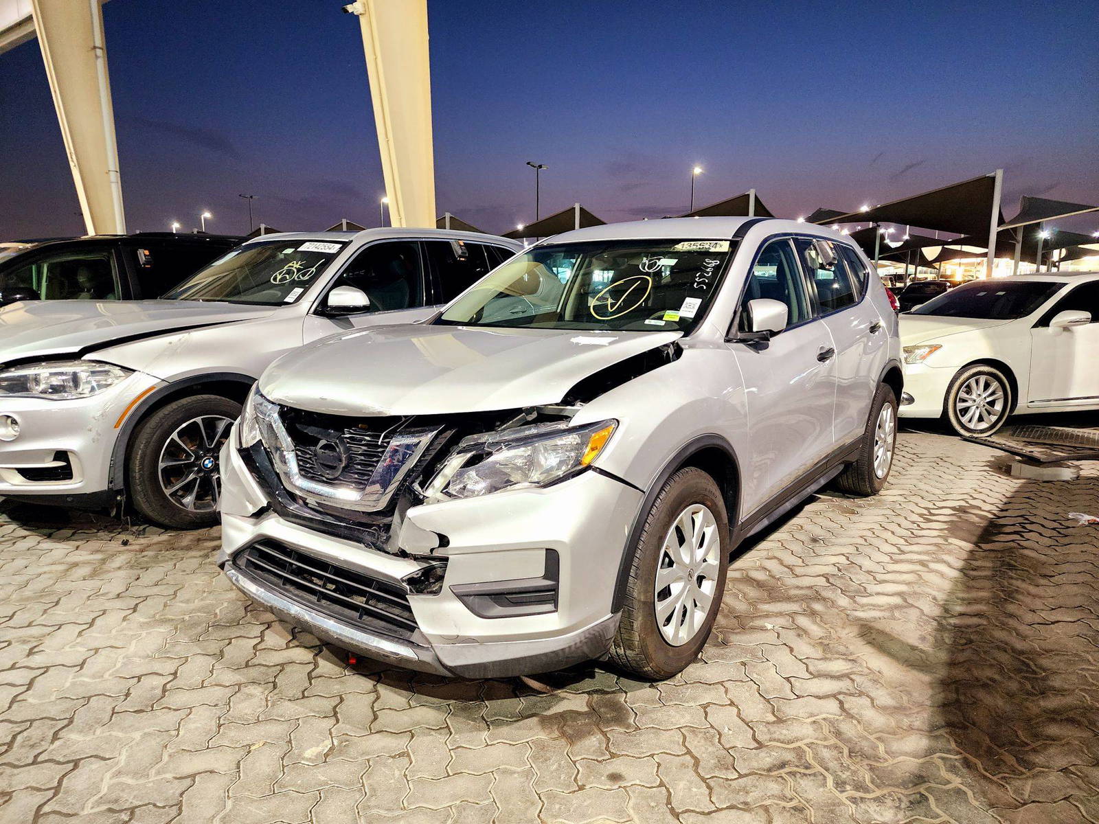 2017 NISSAN ROGUE — 93362 Miles — Lot HP552668 — Souq - Marhaba Auctions Used Cars - Image 5