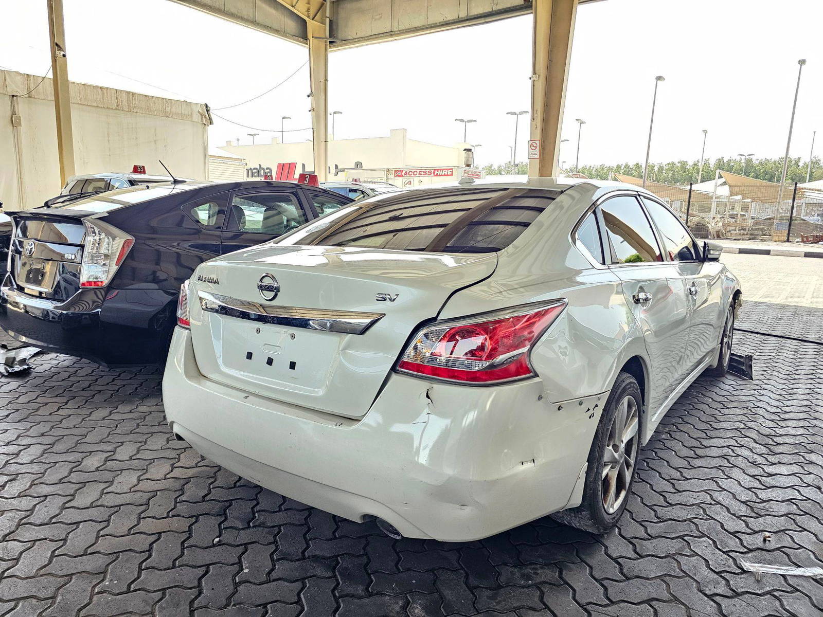 2015 NISSAN ALTIMA — 211878 Miles — Lot 45273115 — Souq - Marhaba Auctions Used Cars - Image 3