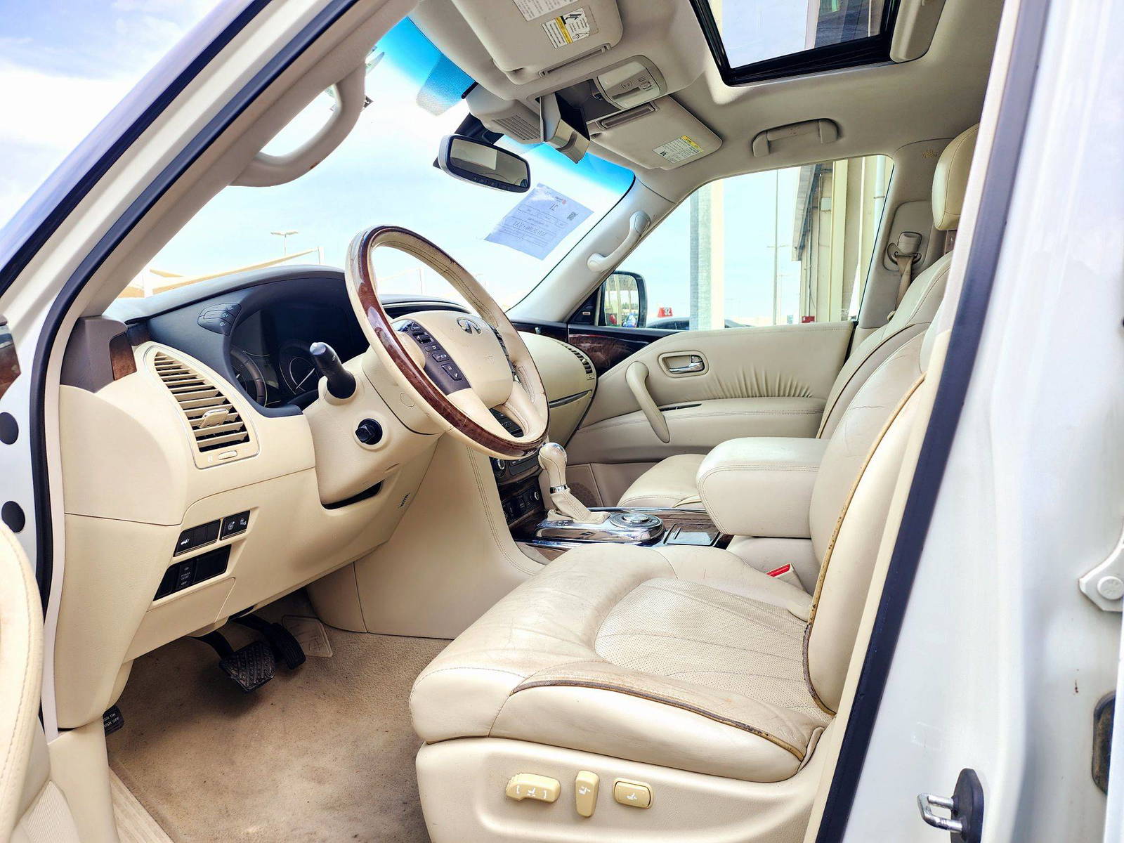 2014 INFINITI QX80 — 168756 Miles — Lot 57174604 — Souq - Marhaba Auctions Used Cars - Image 9