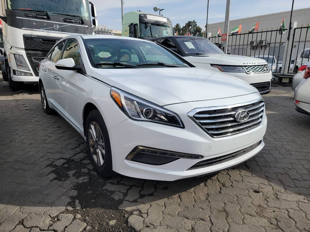 2015 HYUNDAI SONATA — 123657 KM — Lot H005817 — Main - Marhaba Auctions Used Cars - Image 4
