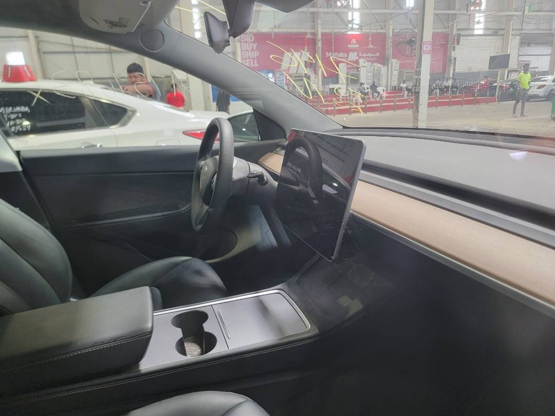 2021 TESLA MODEL Y — 71873 Miles — Lot 37146 - Marhaba Auctions Used Cars - Image 7
