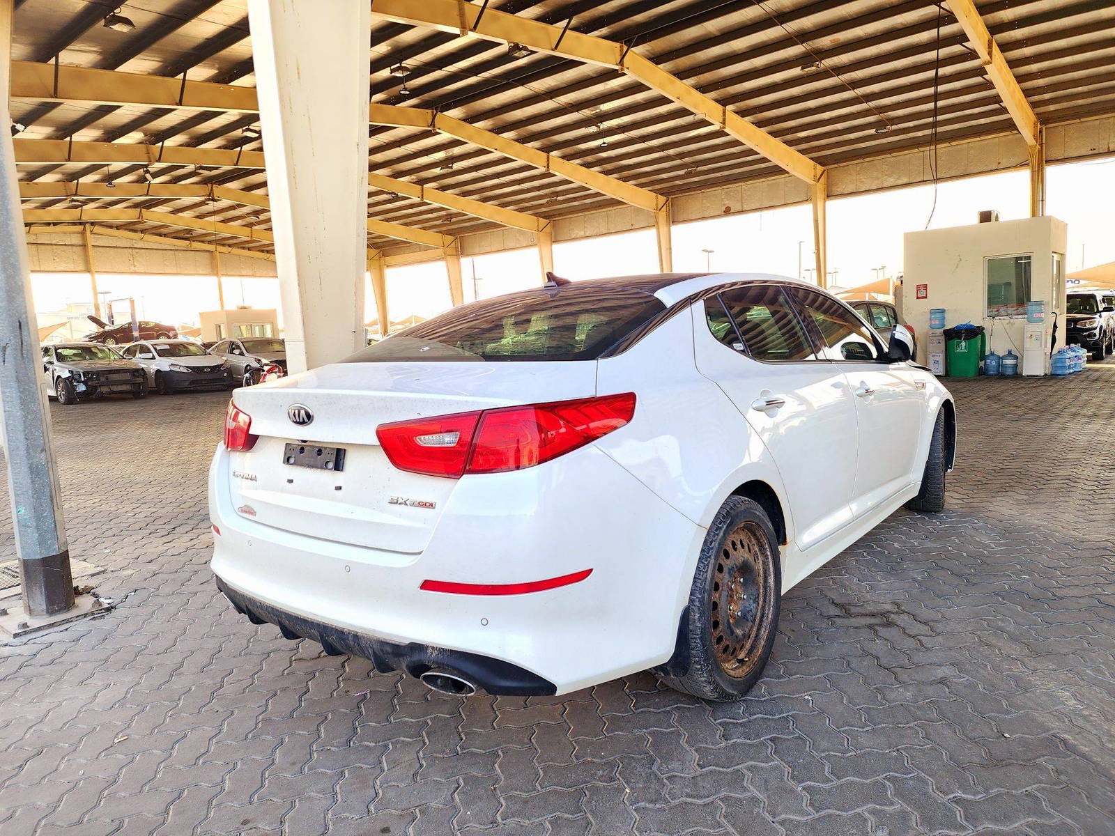 2014 KIA OPTIMA — 289047 KM — Lot 76877334 — Souq - Marhaba Auctions Used Cars - Image 3