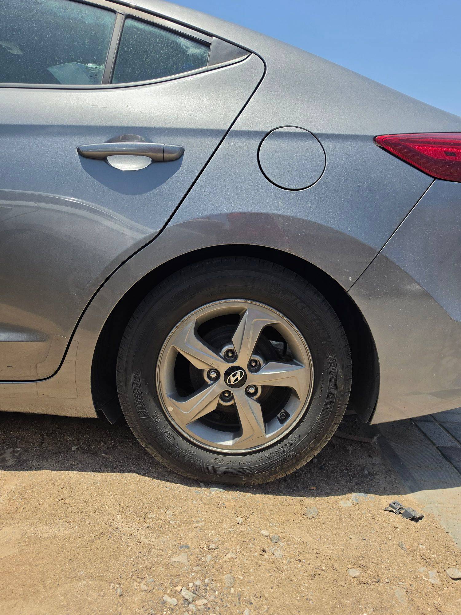 HYUNDAI ELANTRA 2018 - Marhaba Auction Used Cars - Image 7