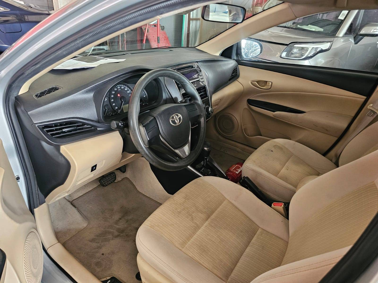 2021 TOYOTA YARIS — 118477 KM — Lot M2147803 — Main - Marhaba Auctions Used Cars - Image 6