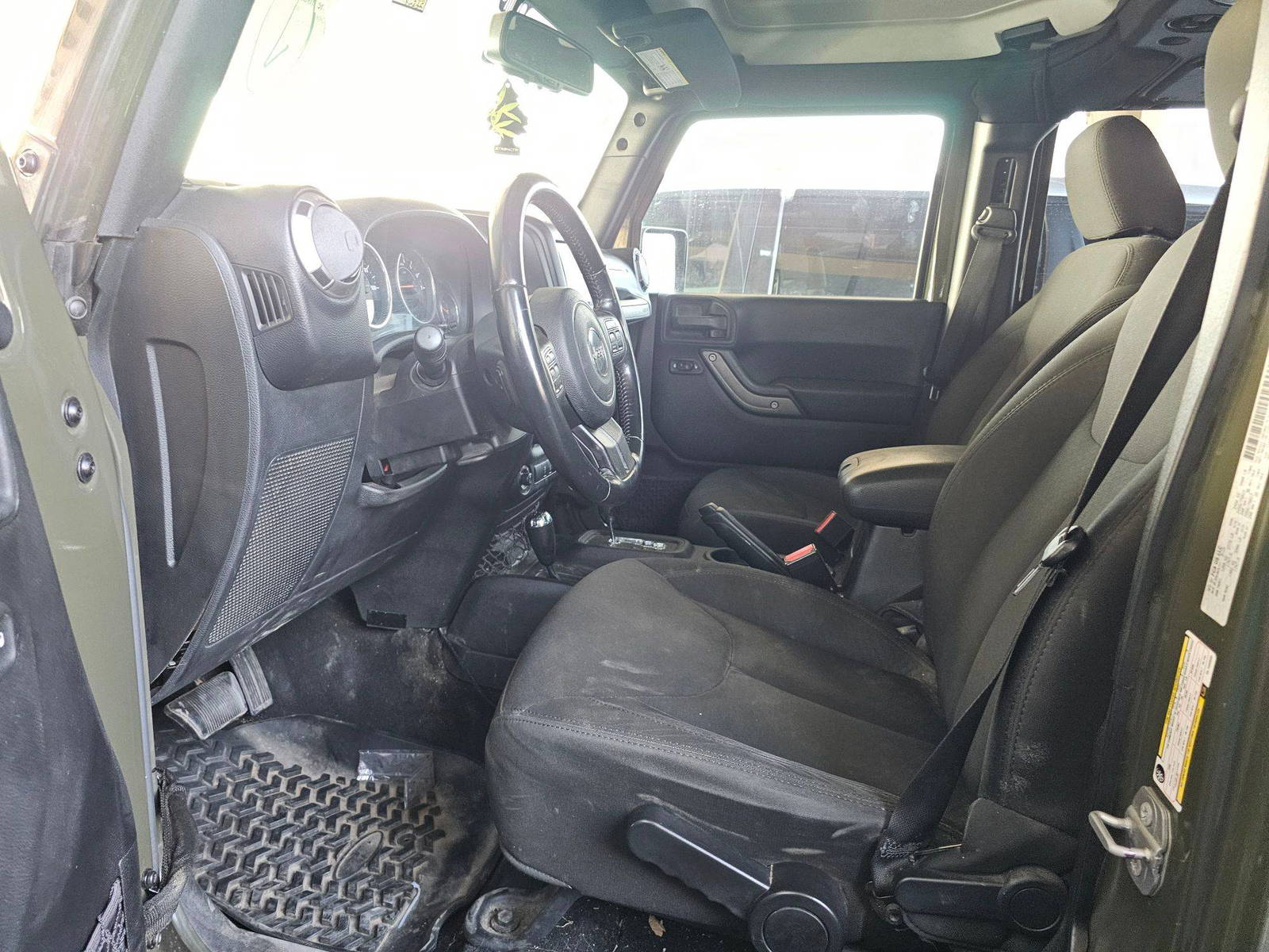 2016 JEEP WRANGLER UNLIMITED SPORT — 184265 Miles — Lot L106805 — Ind. 12 - Marhaba Auctions Used Cars - Image 9