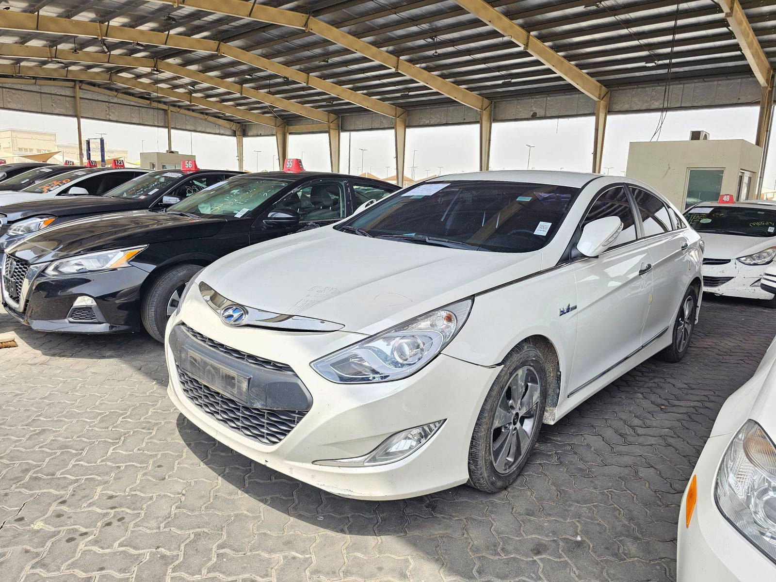 2012 HYUNDAI SONATA — 243989 KM — Lot 029166 — Souq - Marhaba Auctions Used Cars - Image 5