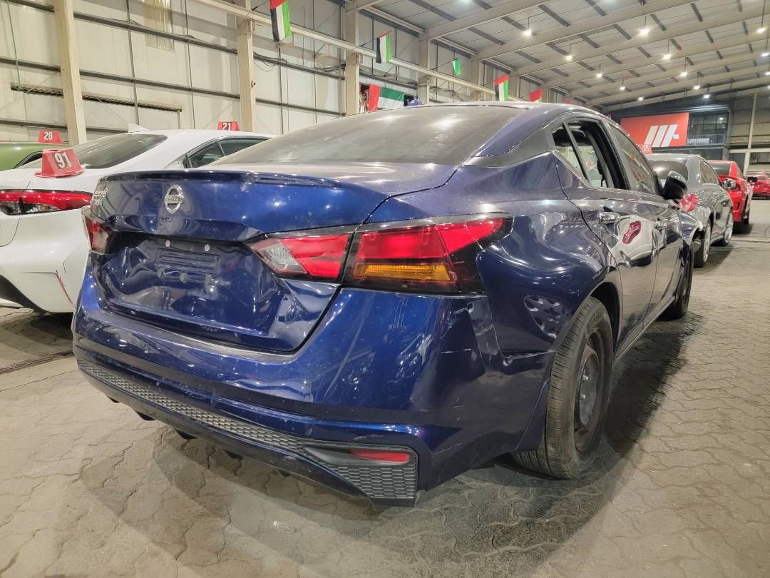 2020 NISSAN ALTIMA — 170299 Miles — Lot V1LC168223 — Main - Marhaba Auctions Used Cars - Image 3