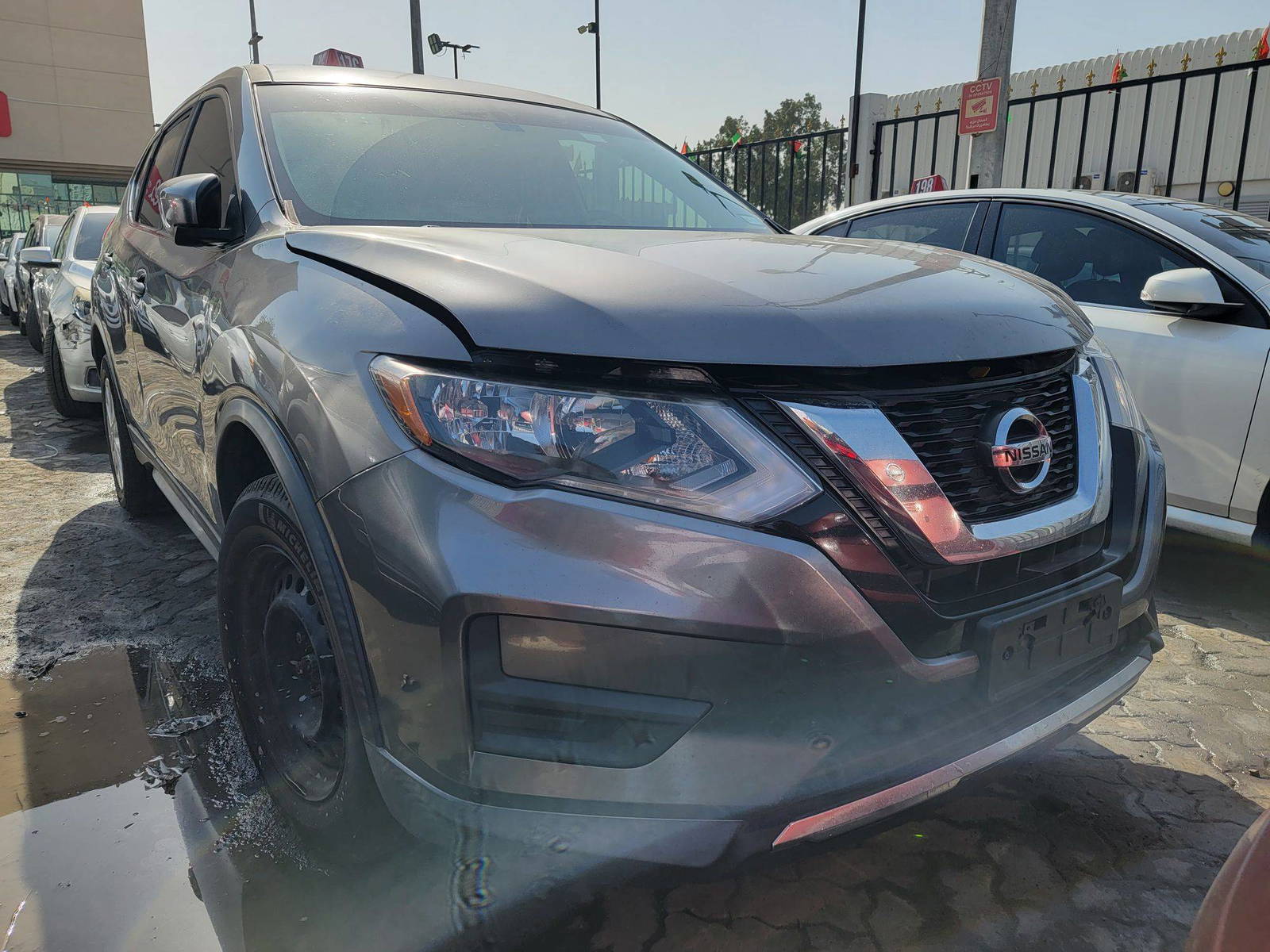 NISSAN ROGUE 2017 - Marhaba Auction Used Cars - Image 4