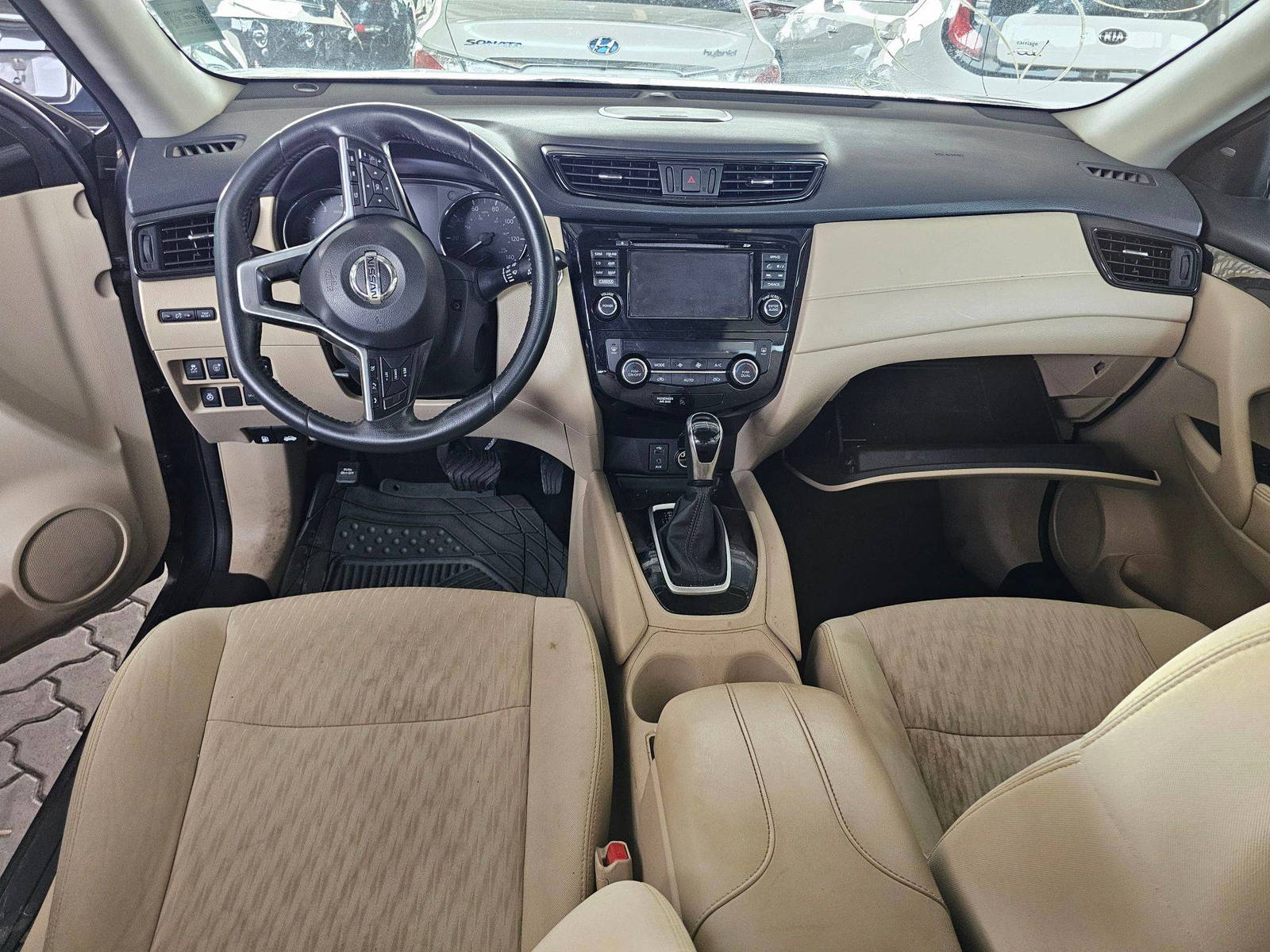 2017 NISSAN ROGUE — 76749 Miles — Lot HC732475 — Souq - Marhaba Auctions Used Cars - Image 7