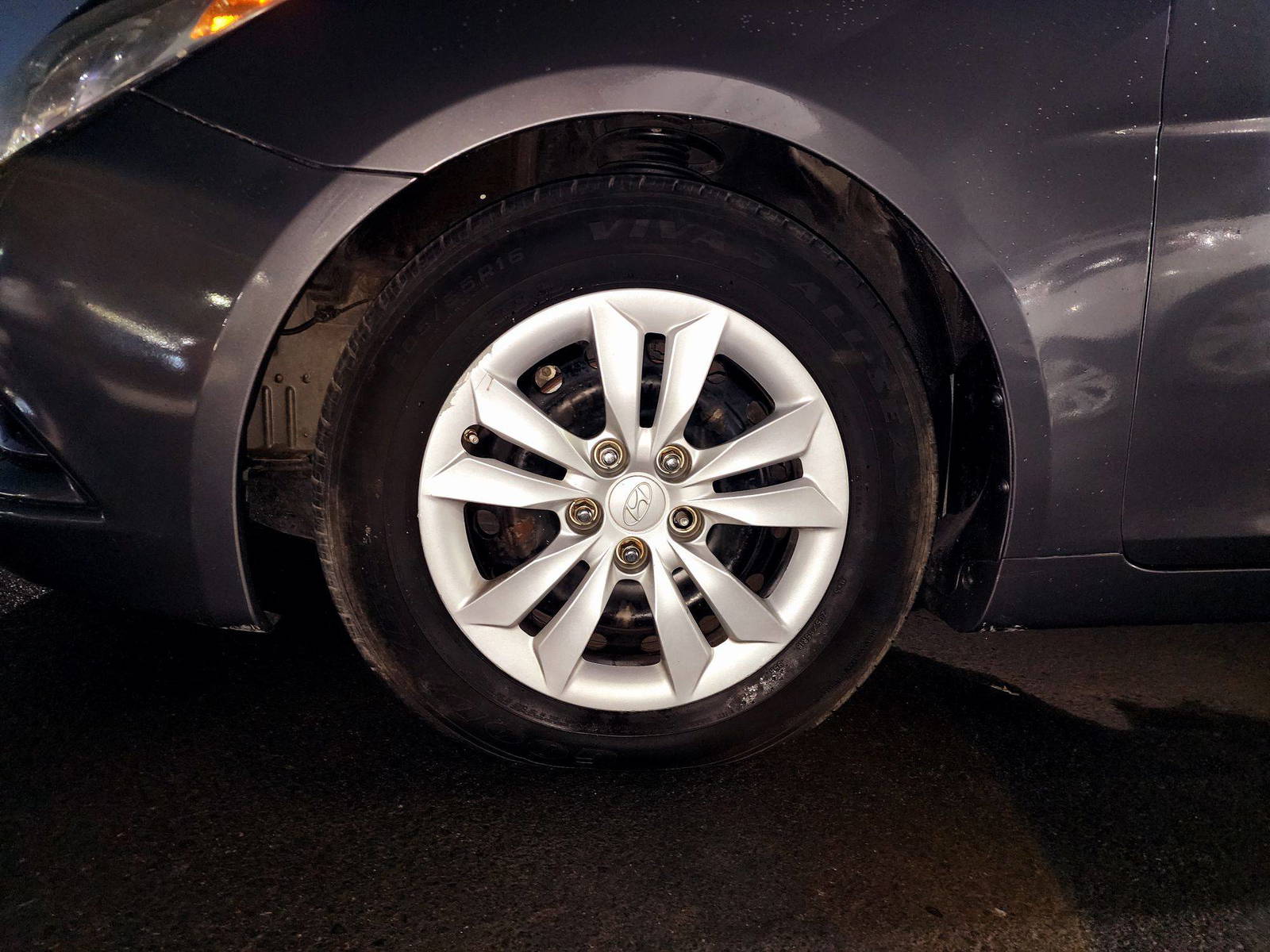 2011 HYUNDAI SONATA — 200804 Miles — Lot H092822 — Souq - Marhaba Auctions Used Cars - Image 10