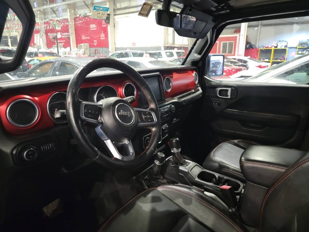 2020 JEEP GLADIATOR — 75665 KM — Lot L146002 — Main - Marhaba Auctions Used Cars - Image 9