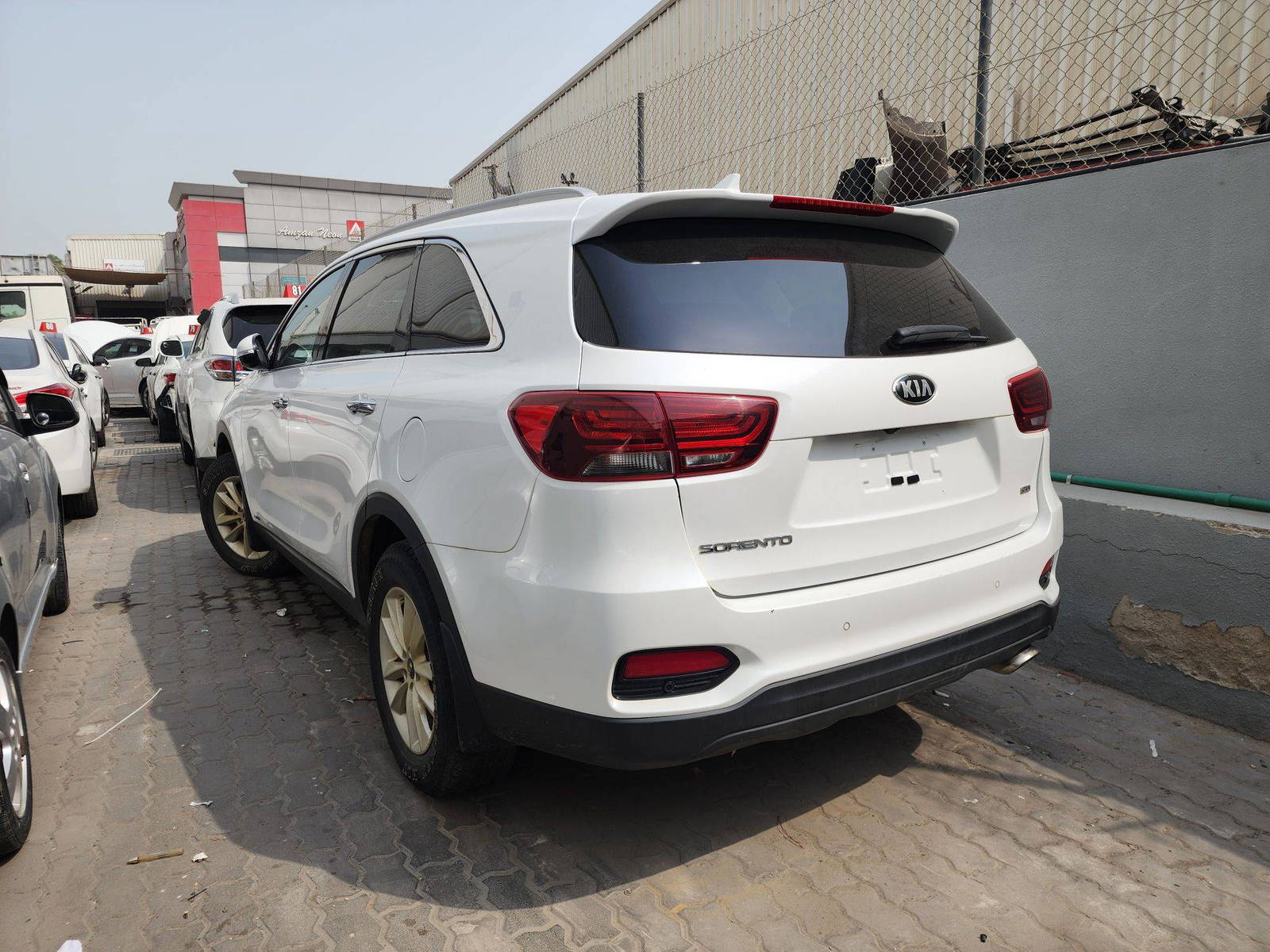 KIA SORENTO 2019 - Marhaba Auction Used Cars - Image 4