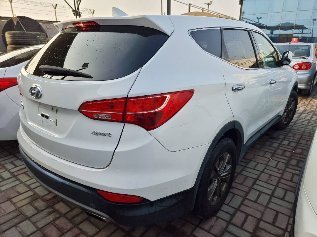 2016 HYUNDAI SANTA FE SPORT — 160621 Miles — Lot 214587 — Ind. 12 - Marhaba Auctions Used Cars - Image 4