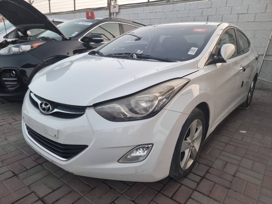 2011 HYUNDAI AVANTE — 205683 KM — Lot 075540 — Ind. 12 - Marhaba Auctions Used Cars - Image 4
