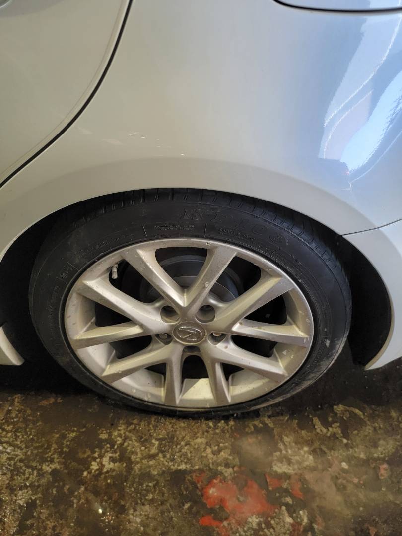 2011 LEXUS IS-350 — 217451 Miles — Lot 000757 — Main - Marhaba Auctions Used Cars - Image 9