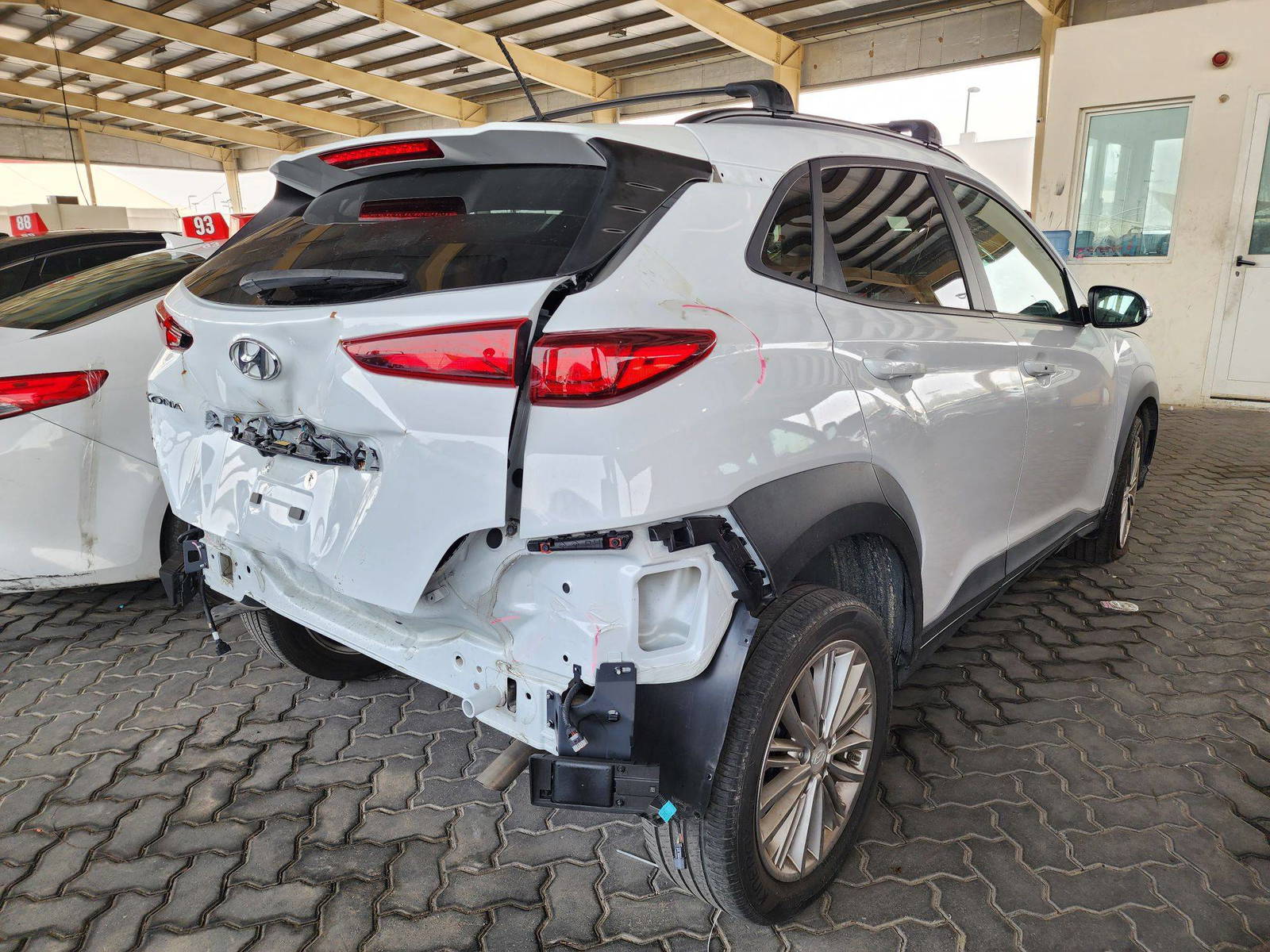 2020 HYUNDAI KONA — 36873 Miles — Lot LU560506 — Souq - Marhaba Auctions Used Cars - Image 4