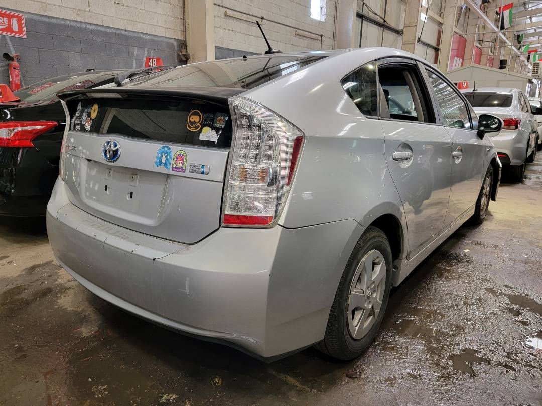2010 TOYOTA PRIUS — 175677 Miles — Lot 37714121 - Marhaba Auctions Used Cars - Image 3