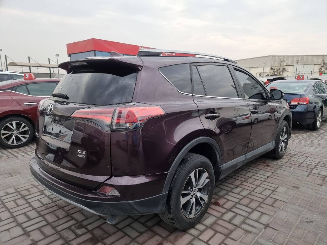 2018 TOYOTA RAV4 — 97981 Miles — Lot 76341044 — Souq - Marhaba Auctions Used Cars - Image 5