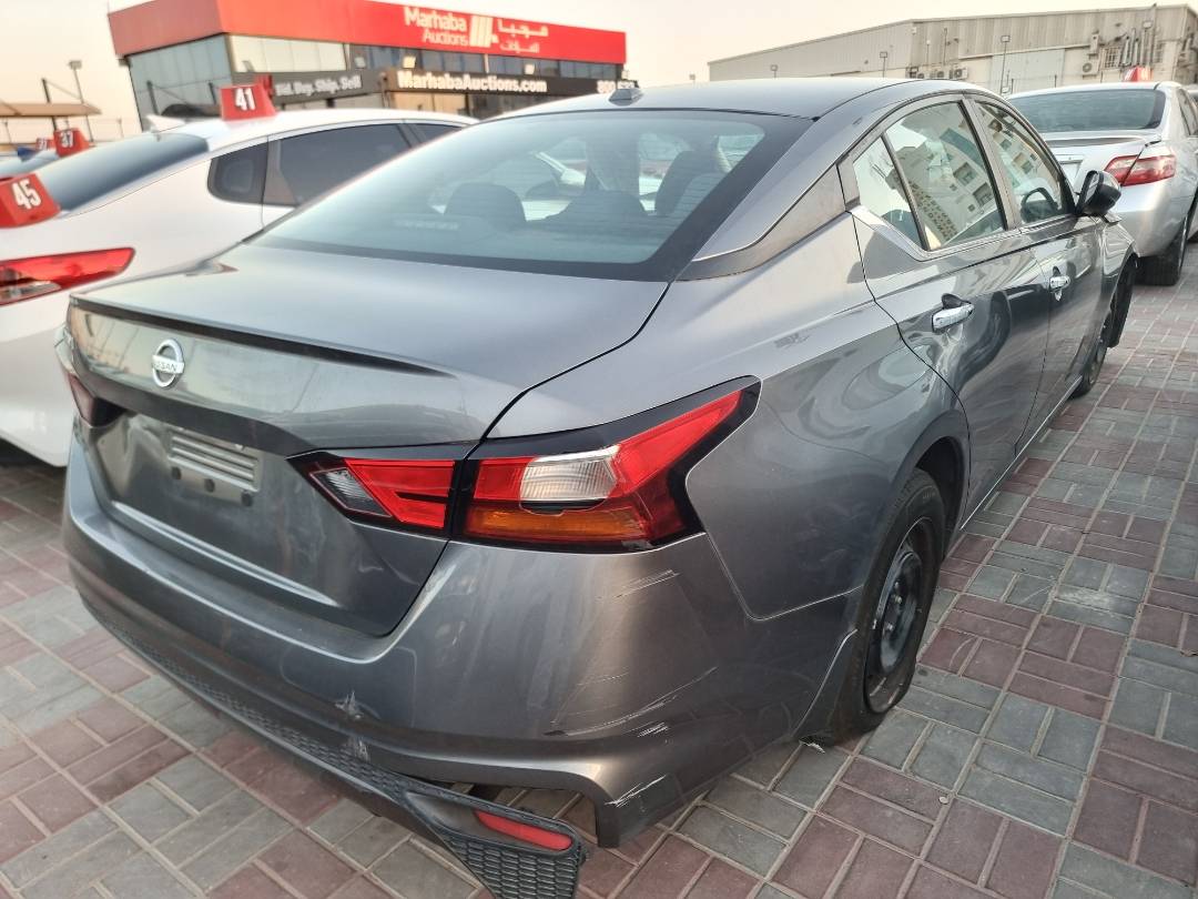 2019 NISSAN ALTIMA — 126235 Miles — Lot 14587 — Ind. 12 - Marhaba Auctions Used Cars - Image 4