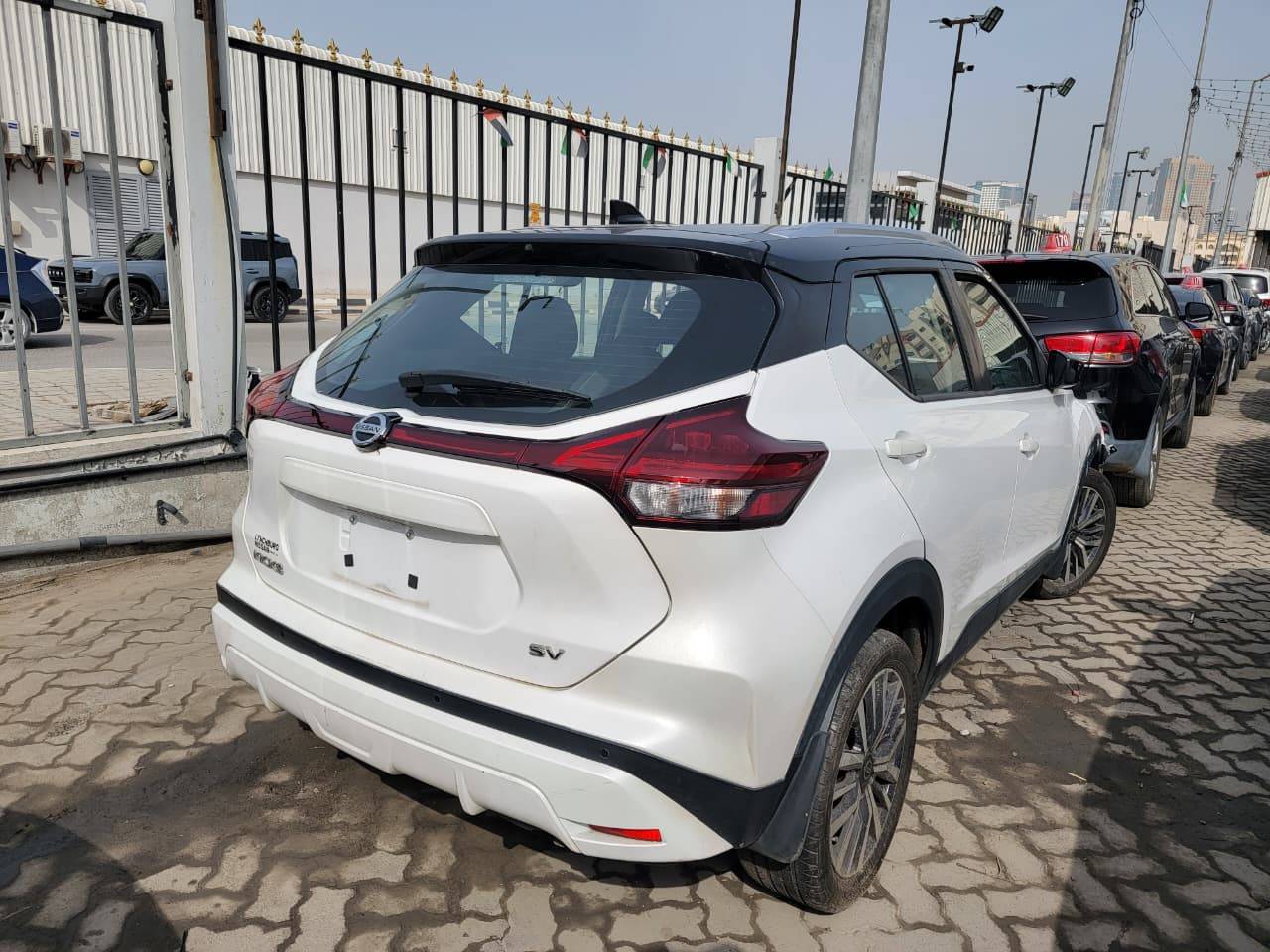 NISSAN KICKS