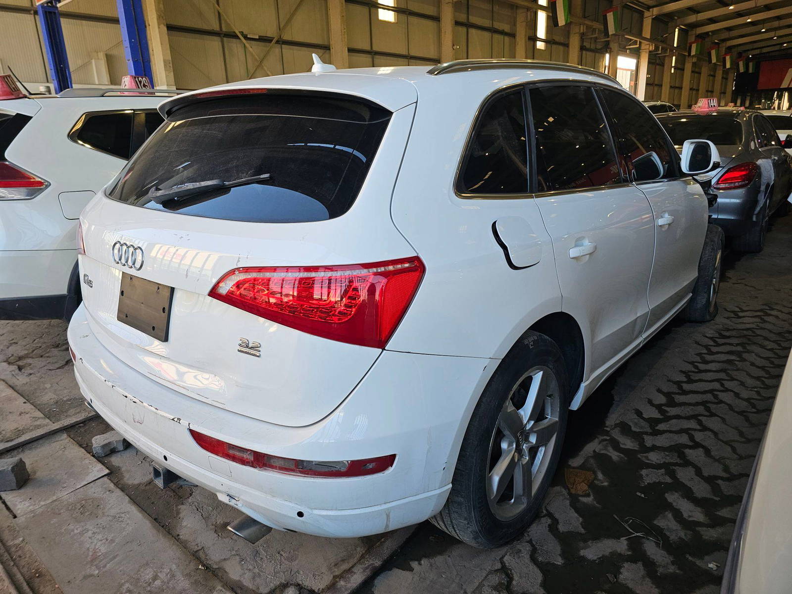 AUDI Q5 2010 - Marhaba Auction Used Cars - Image 4