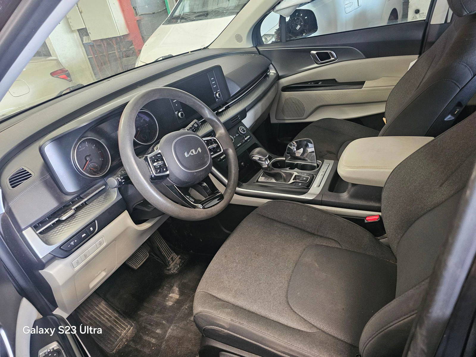 2022 KIA CARNIVAL LX — 45443 Miles — Lot 7N6080567 — Main - Marhaba Auctions Used Cars - Image 7