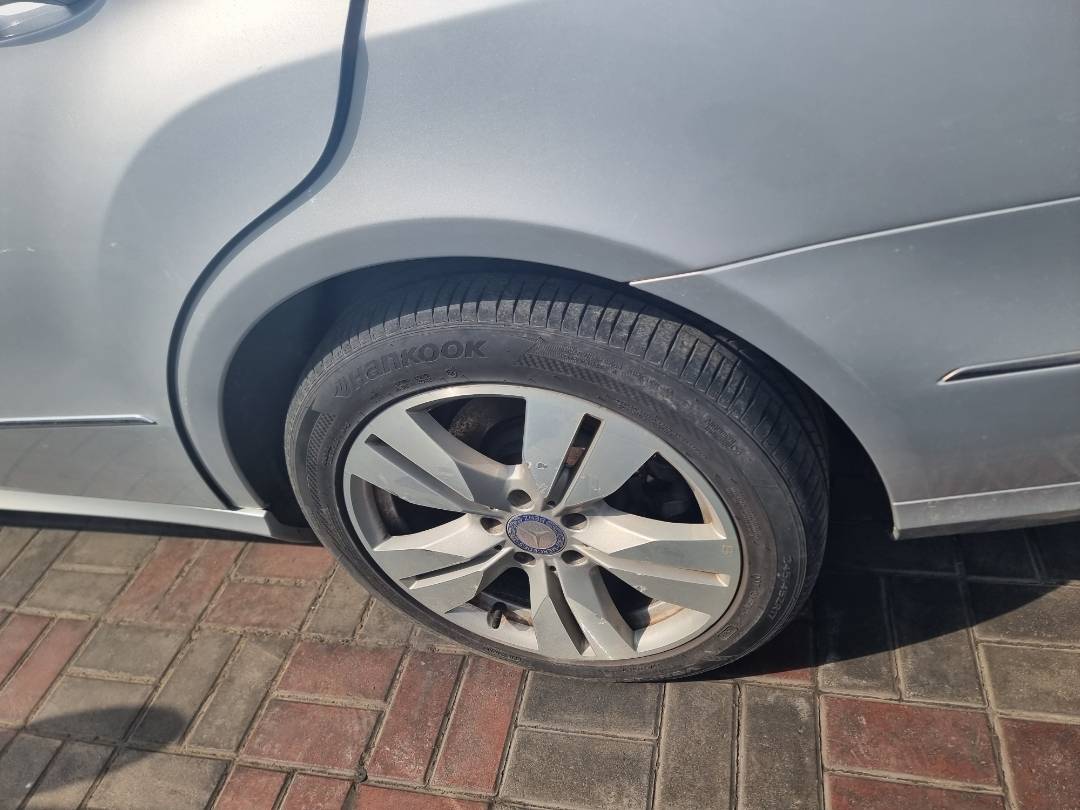 MERCEDES BENZ E-300 2011 - Marhaba Auction Used Cars - Image 10