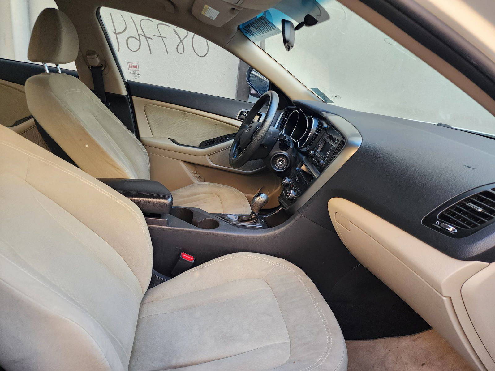 2011 KIA OPTIMA — 169787 Miles — Lot 87764 — Al Quoz - Marhaba Auctions Used Cars - Image 8