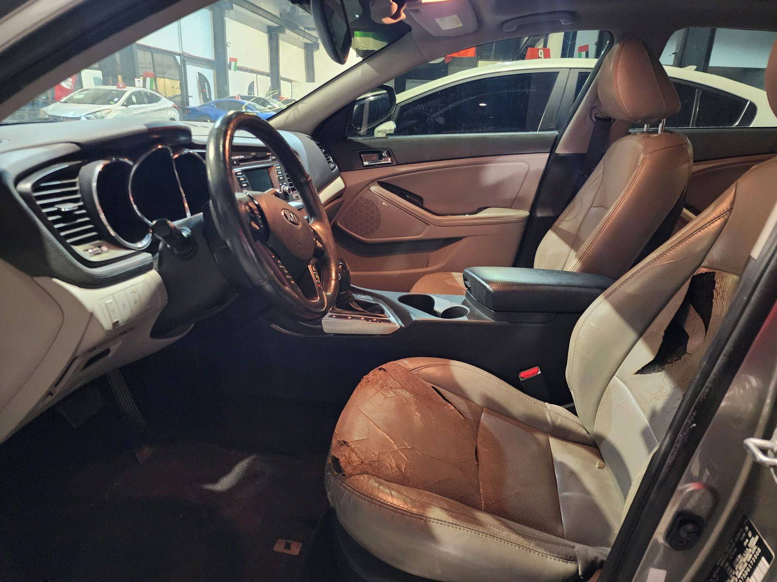 2013 KIA OPTIMA — 184550 Miles — Lot 83733224 — Al Quoz - Marhaba Auctions Used Cars - Image 10