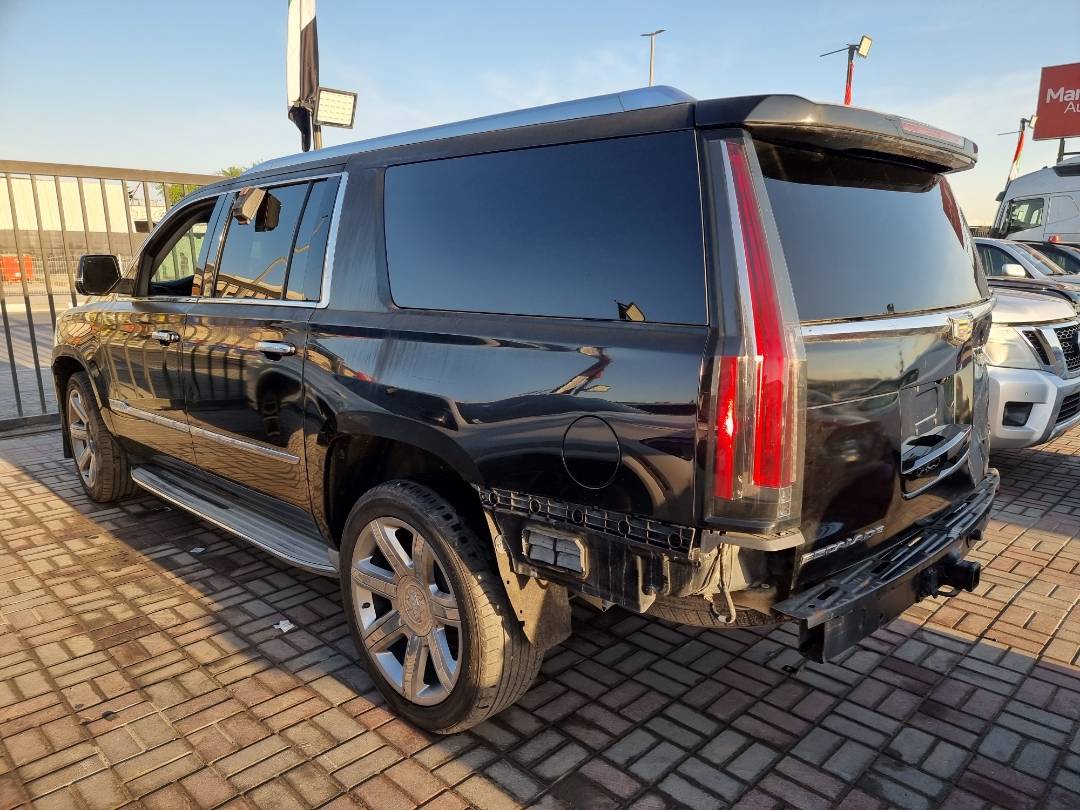 2017 CADILLAC ESCALADE — 135727 Miles — Lot 215487 — Main - Marhaba Auctions Used Cars - Image 5