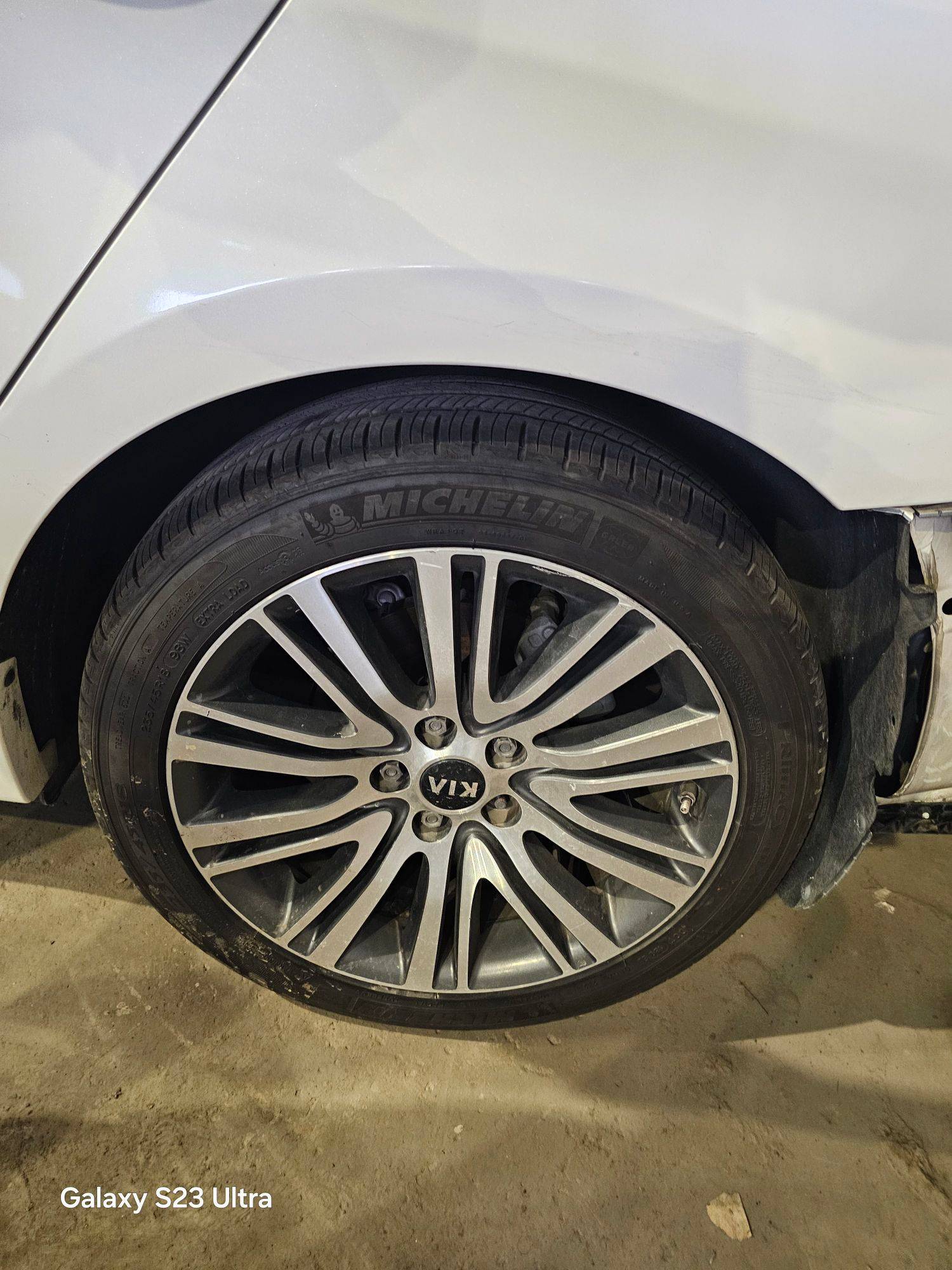2015 KIA CADENZA — 163001 Miles — Lot 5180020 — Main - Marhaba Auctions Used Cars - Image 7