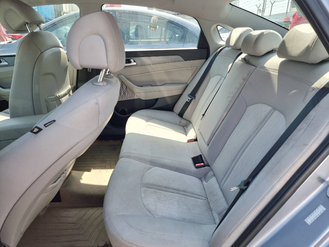 2017 HYUNDAI SONATA — 141155 Miles — Lot 125487 — Souq - Marhaba Auctions Used Cars - Image 6