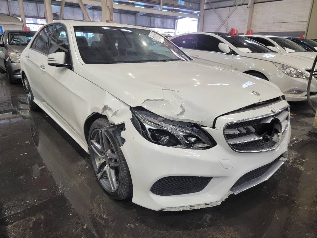 2016 MERCEDES BENZ E-400 — 147765 Miles — Lot 41570461 — Main - Marhaba Auctions Used Cars - Image 4