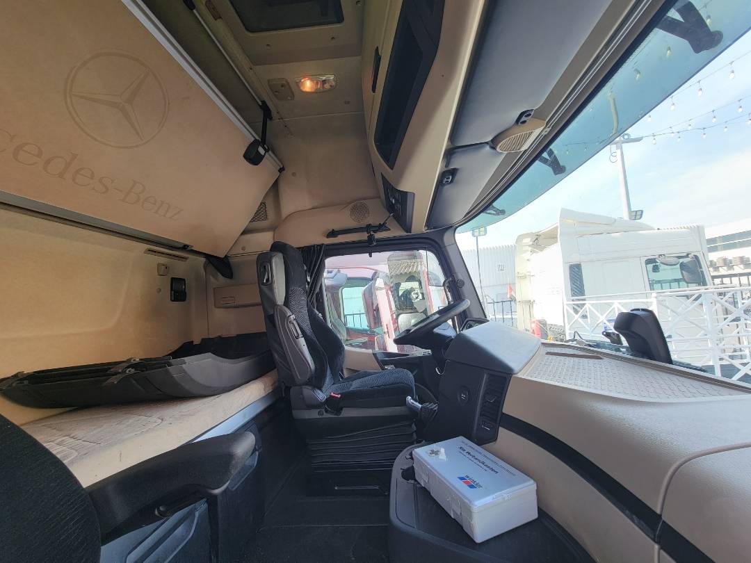 2014 MERCEDES BENZ ACTROS — 979788 KM — Lot L859402 — Main - Marhaba Auctions Used Cars - Image 7