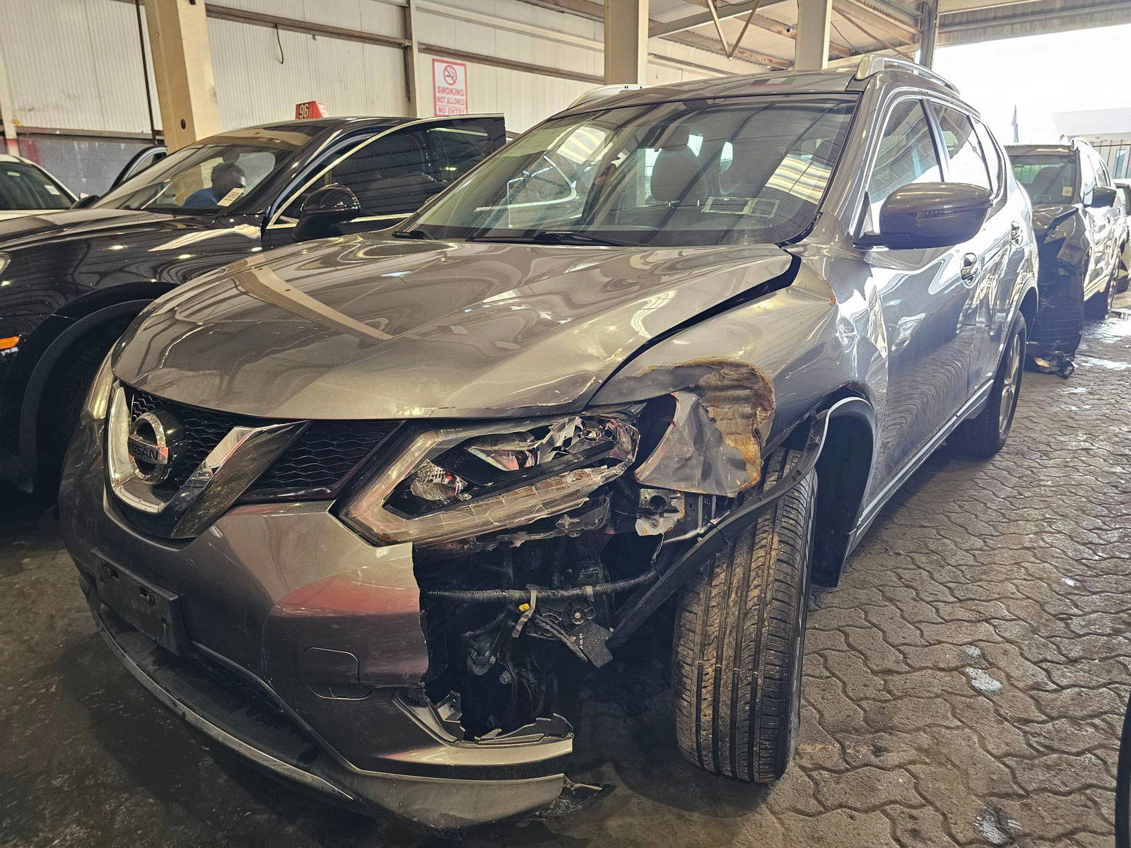 2016 NISSAN ROGUE — 124905 Miles — Lot 2MV6GP612203 — Main - Marhaba Auctions Used Cars - Image 3