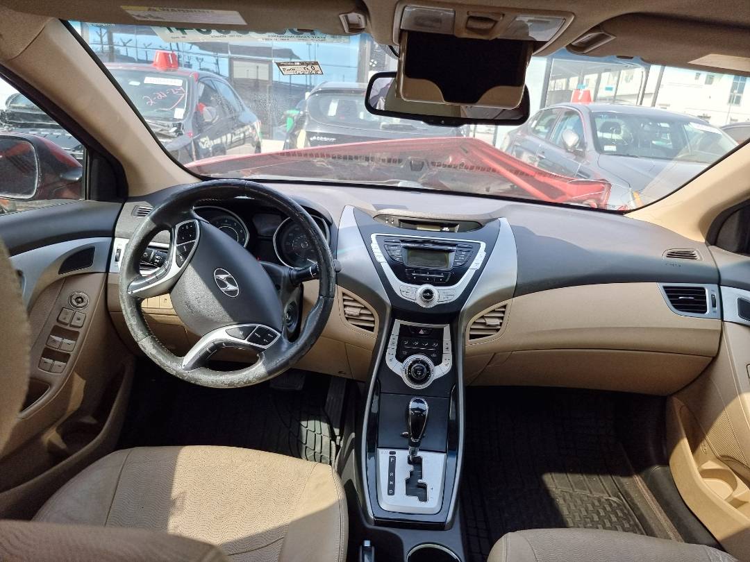2012 HYUNDAI ELANTRA — 142768 Miles — Lot 45369064 — Souq - Marhaba Auctions Used Cars - Image 7