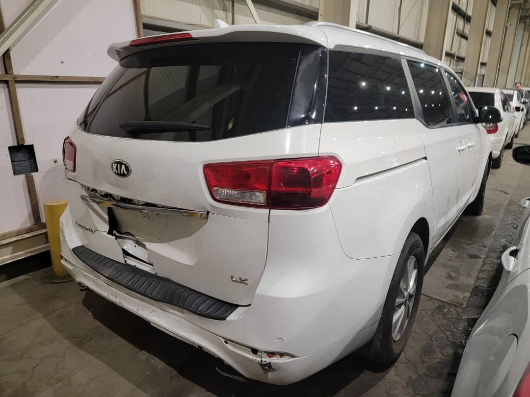 2016 KIA SEDONA — 104073 Miles — Lot 6089473 — Main - Marhaba Auctions Used Cars - Image 5
