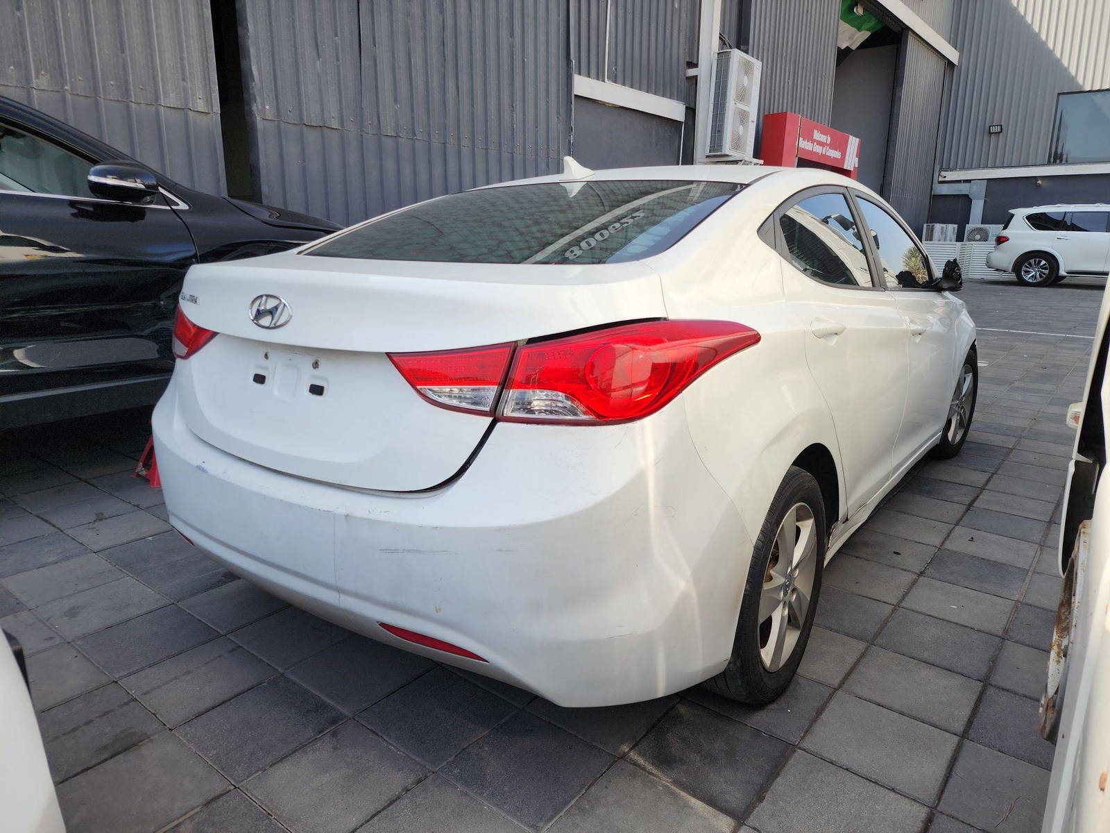 2013 HYUNDAI ELANTRA — 199981 Miles — Lot 40923865 — Al Quoz - Marhaba Auctions Used Cars - Image 6