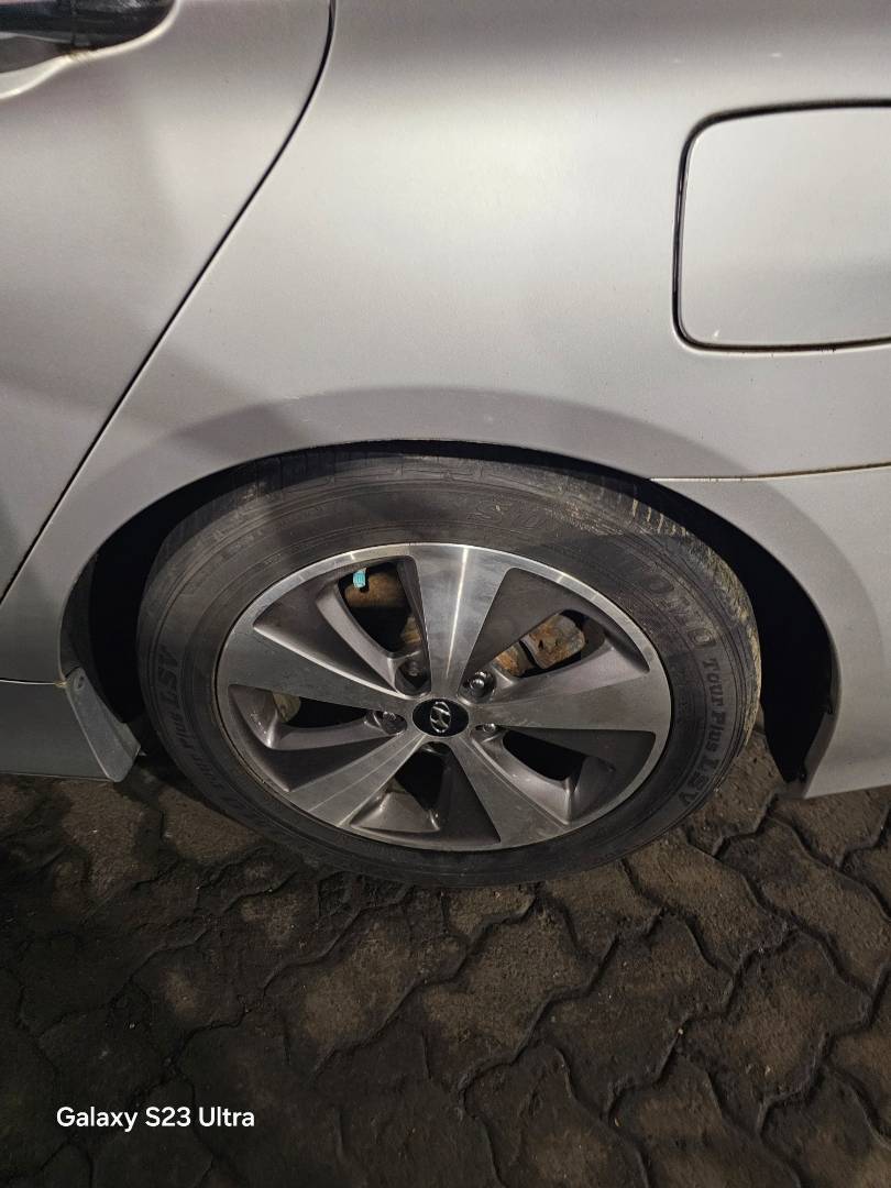 HYUNDAI SONATA 2011 - Marhaba Auction Used Cars - Image 6