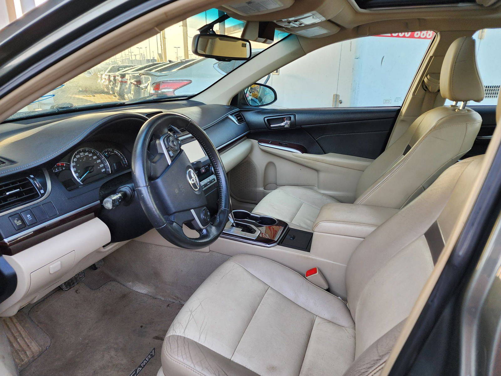 2013 TOYOTA CAMRY — 209715 KM — Lot 671900 — Souq - Marhaba Auctions Used Cars - Image 12