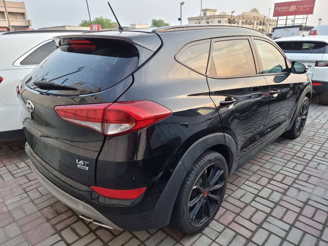 2017 HYUNDAI TUCSON — 108723 Miles — Lot 021541874 — Ind. 12 - Marhaba Auctions Used Cars - Image 4