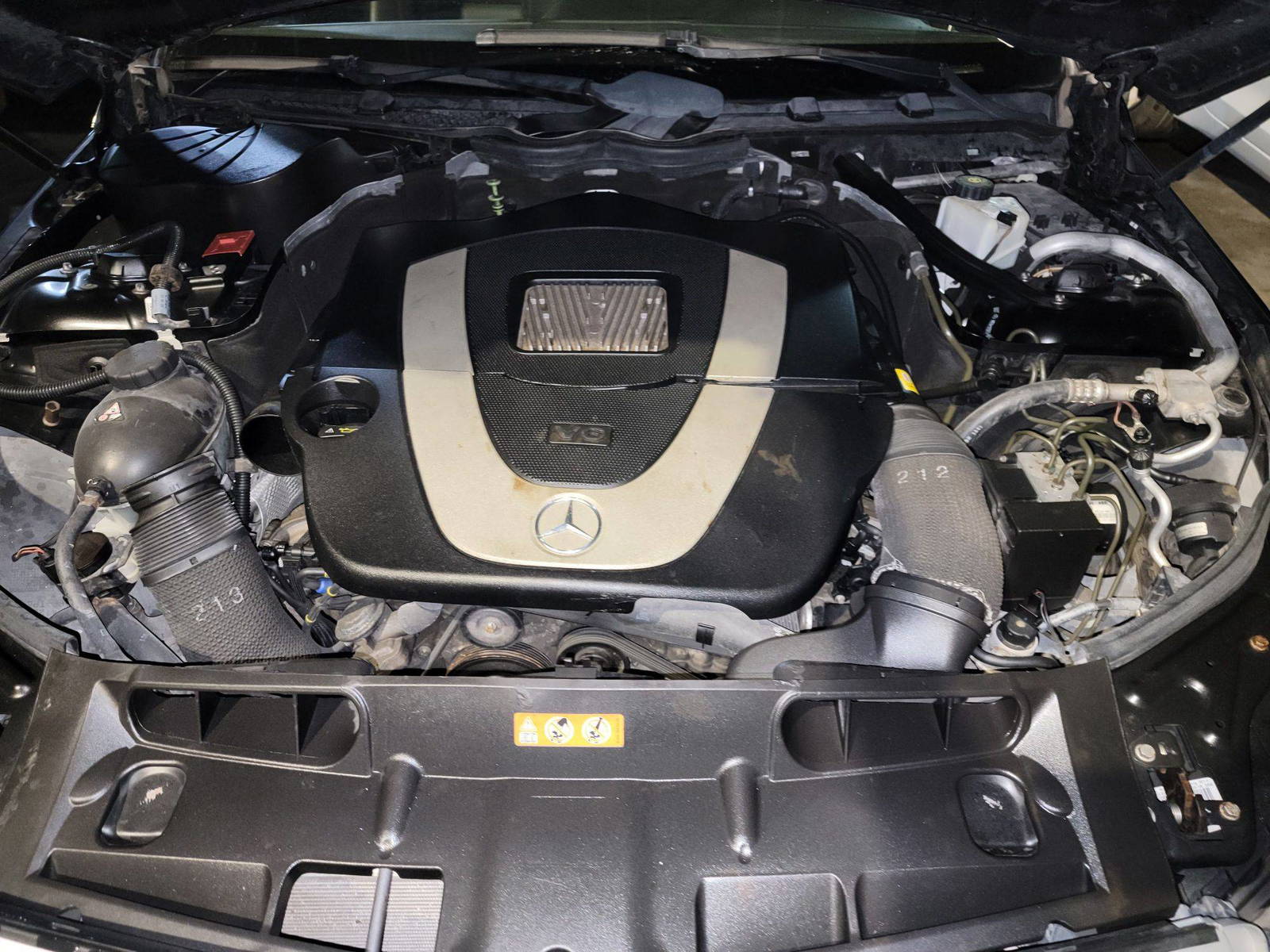 MERCEDES BENZ C300 2012 - Marhaba Auction Used Cars - Image 11