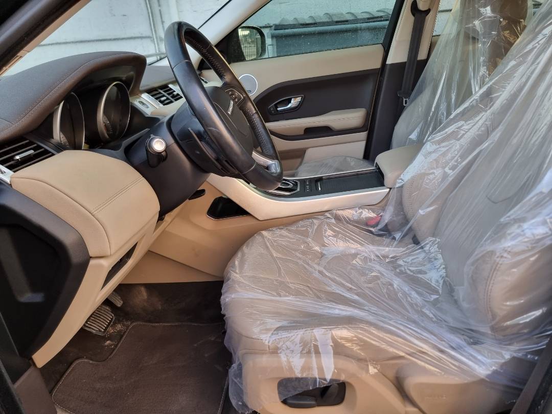 2012 RANGE ROVER EVOQUE — 198009 Miles — Lot H680233 — Souq - Marhaba Auctions Used Cars - Image 8