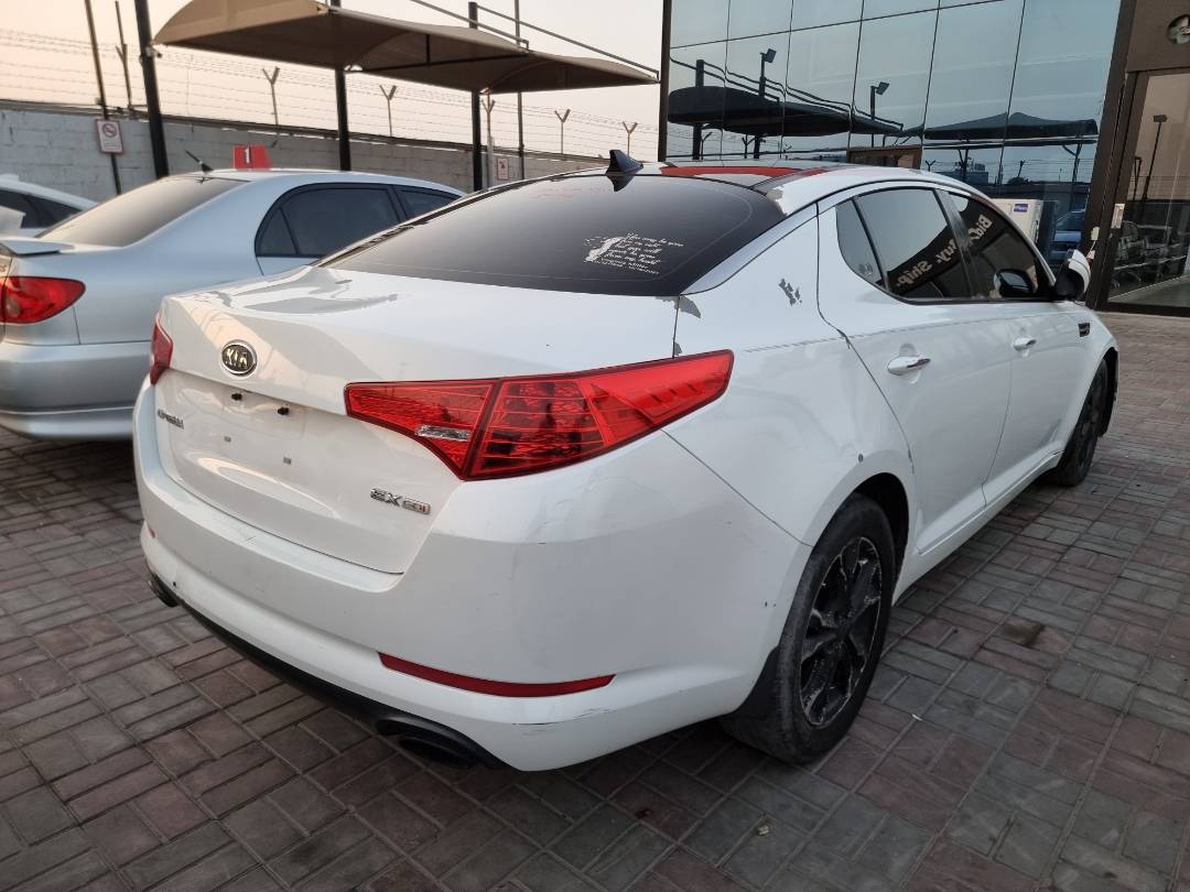 2012 KIA OPTIMA — 211393 Miles — Lot 125487 — Souq - Marhaba Auctions Used Cars - Image 4