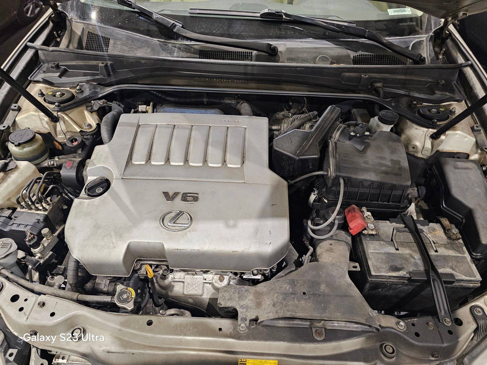 2011 LEXUS ES 350 — 154401 Miles — Lot B2467843 — Main - Marhaba Auctions Used Cars - Image 12