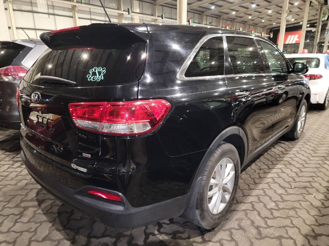 2018 KIA SORENTO — 67841 Miles — Lot 1JG401868 - Marhaba Auctions Used Cars - Image 3
