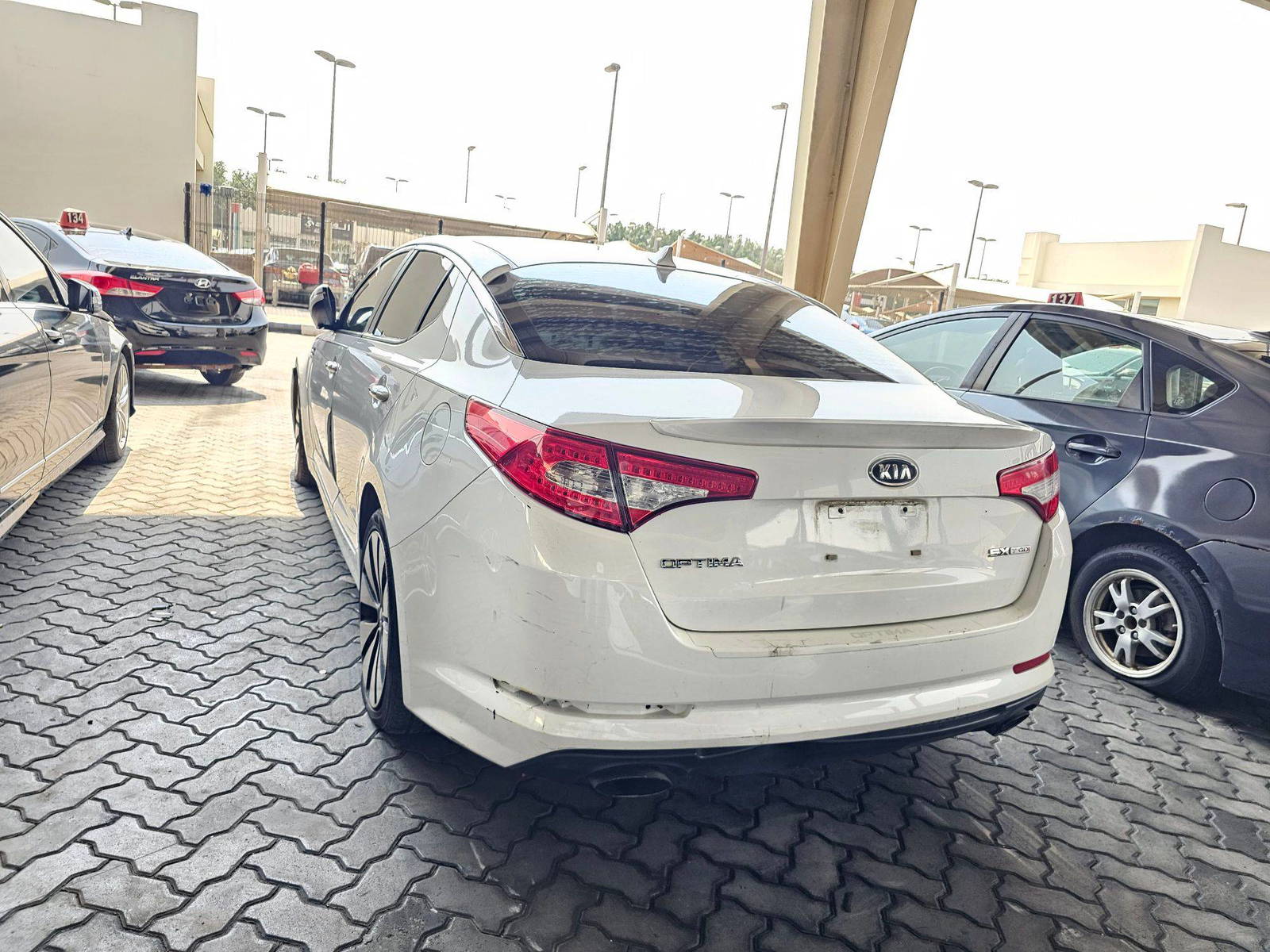 2012 KIA OPTIMA — 180153 Miles — Lot 42531924 — Souq - Marhaba Auctions Used Cars - Image 5